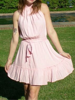 🩰 BTFBM Light Pink Halter Tie-Waist Dress size small